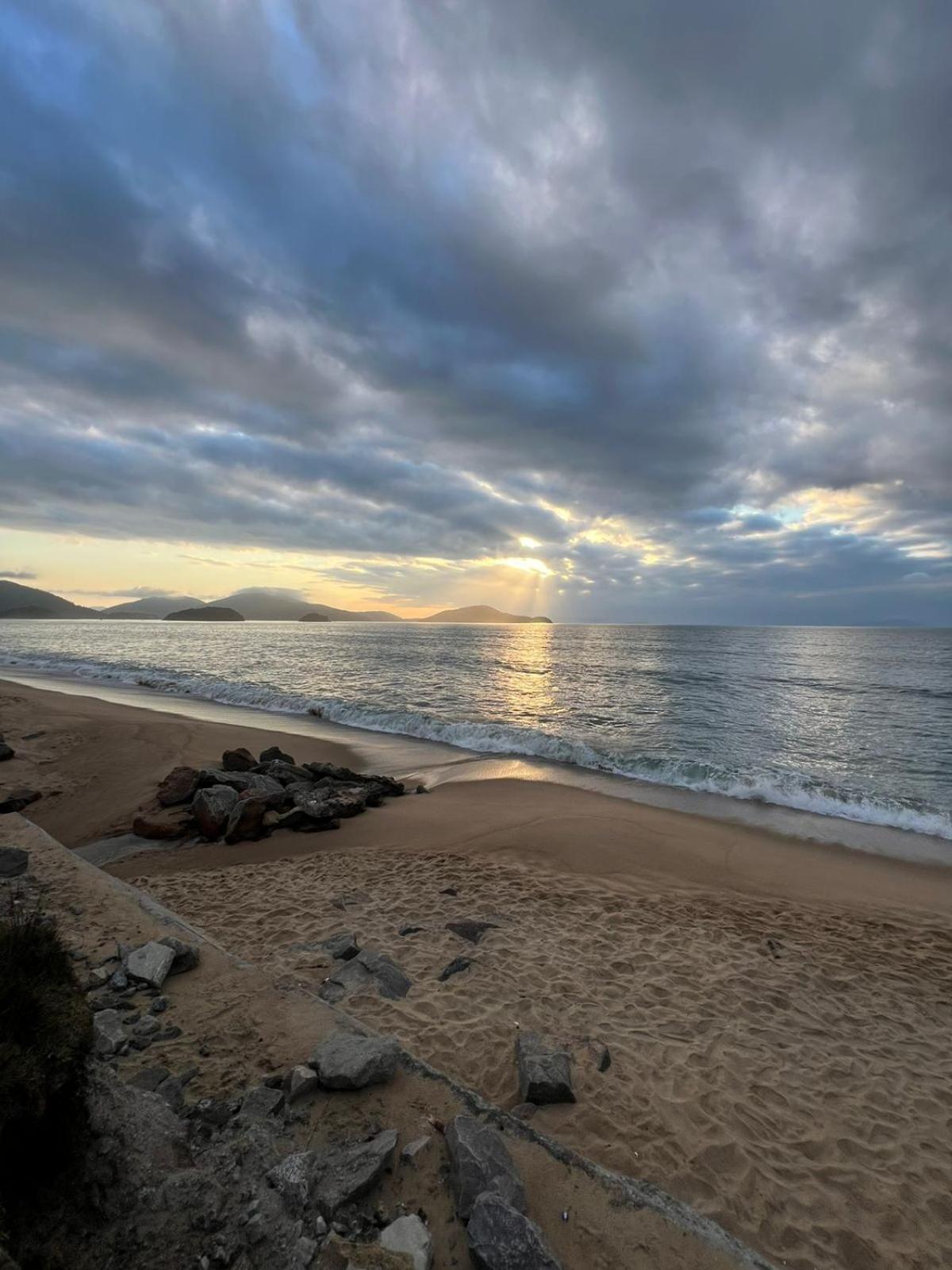 Paraiso Do Alexandre Para 15 Hospedes Caraguatatuba Luaran gambar